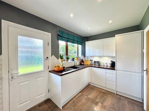 Photo 14- click for photo gallery